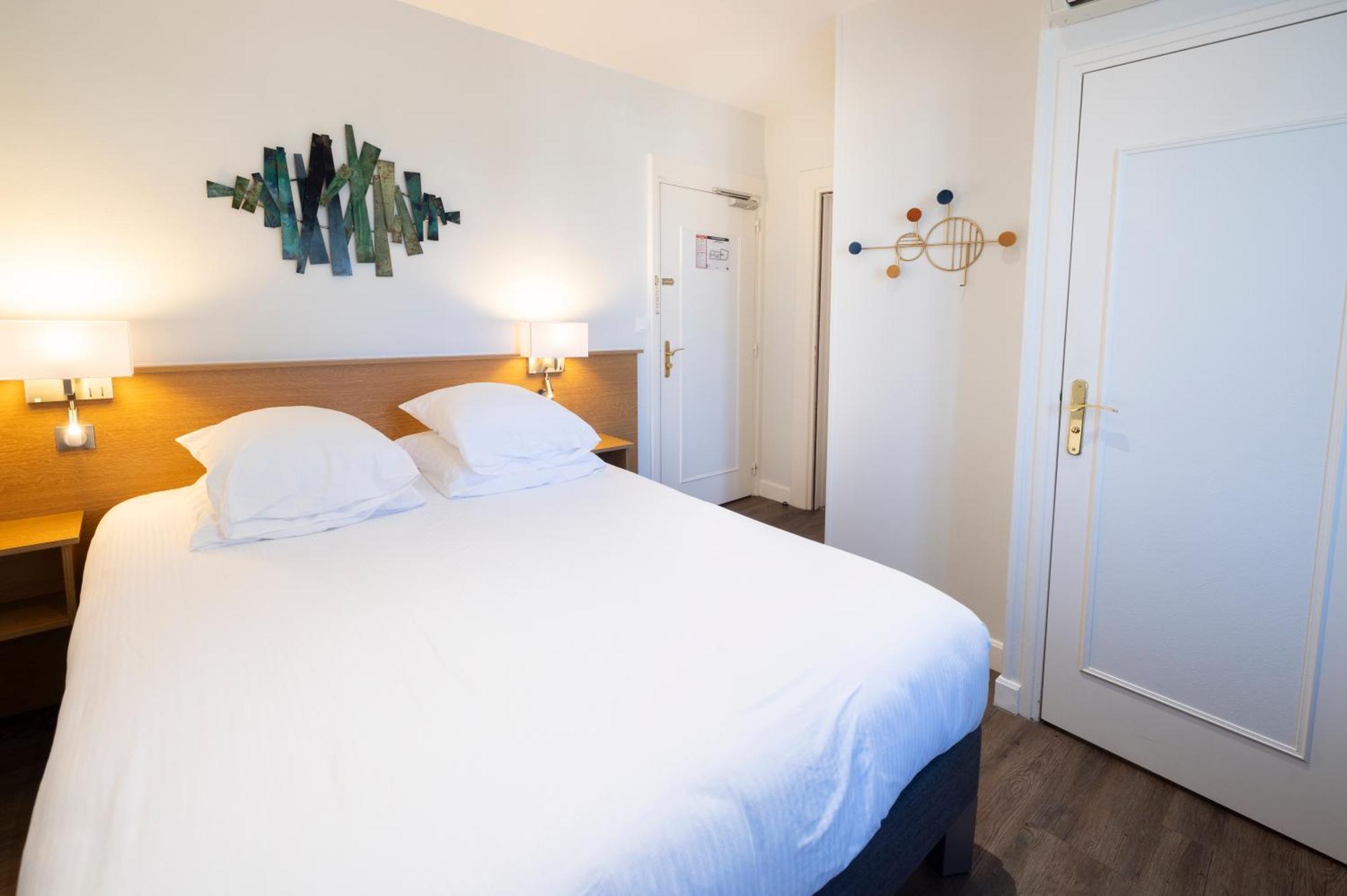 Hotel De Paris Jaligny מראה חיצוני תמונה