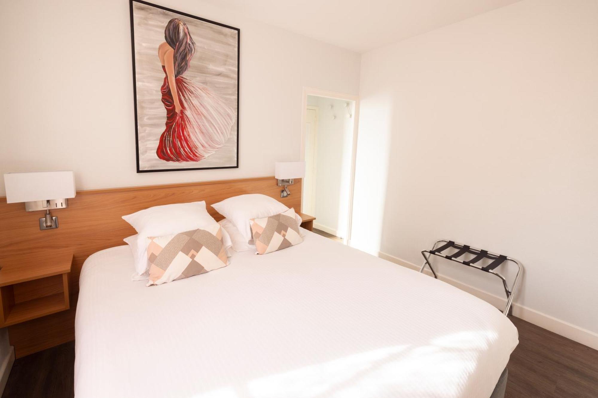 Hotel De Paris Jaligny מראה חיצוני תמונה
