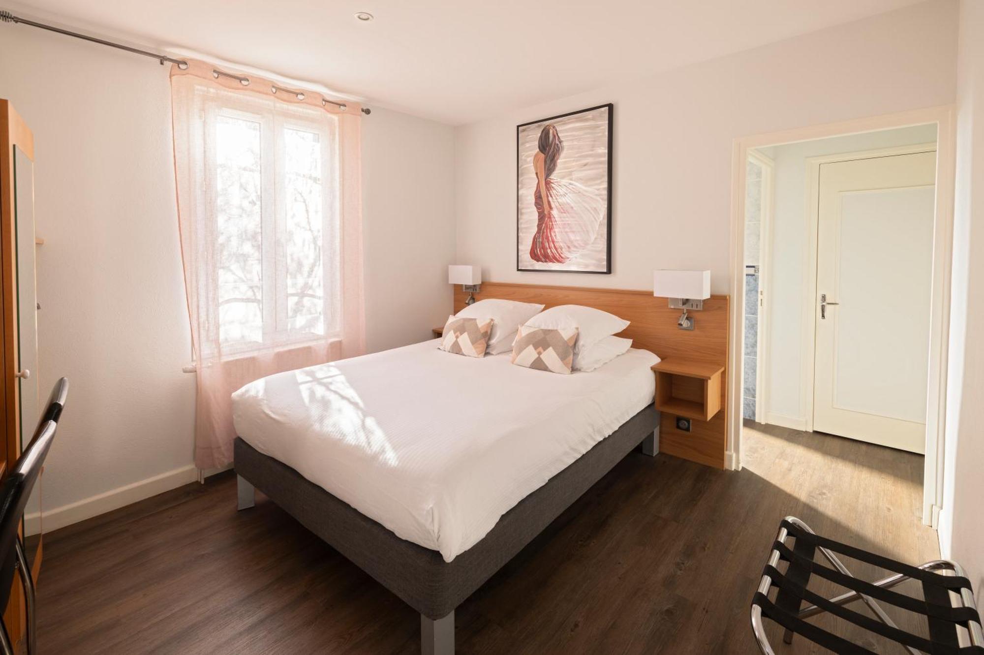 Hotel De Paris Jaligny מראה חיצוני תמונה